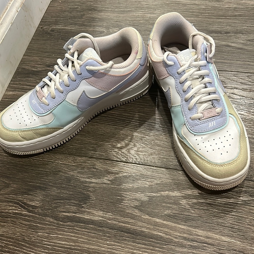Women’s Size 8 Nike AF1
